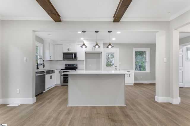 19 Velma Drive, Taylors, SC 29687