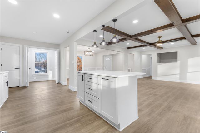 19 Velma Drive, Taylors, SC 29687