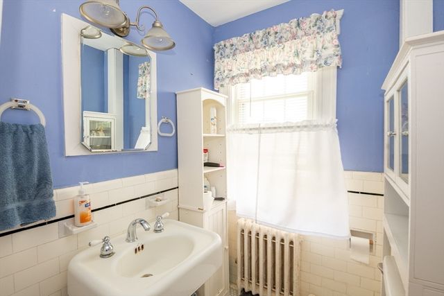 8 Highland Street, Peabody, MA 01960