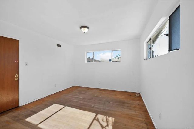 2568 Roseview Place, San Diego, CA 92105