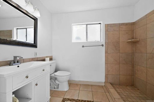 2568 Roseview Place, San Diego, CA 92105