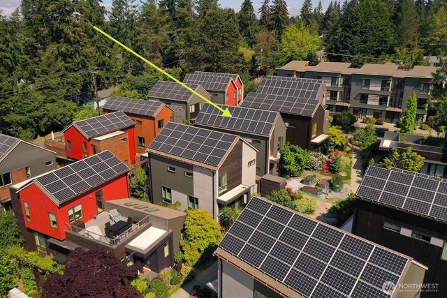 449 Sprout Path NW, Bainbridge Island, WA 98110