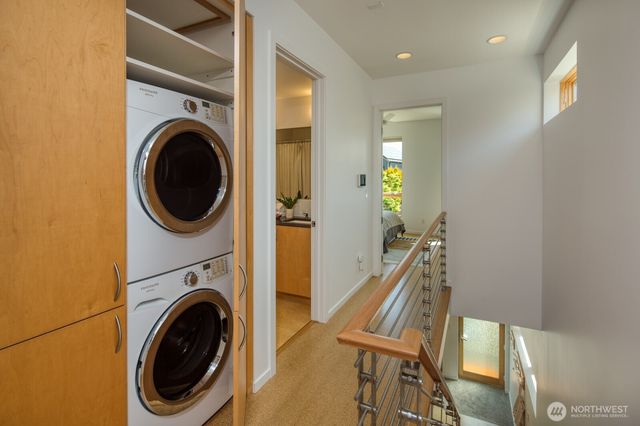 449 Sprout Path NW, Bainbridge Island, WA 98110