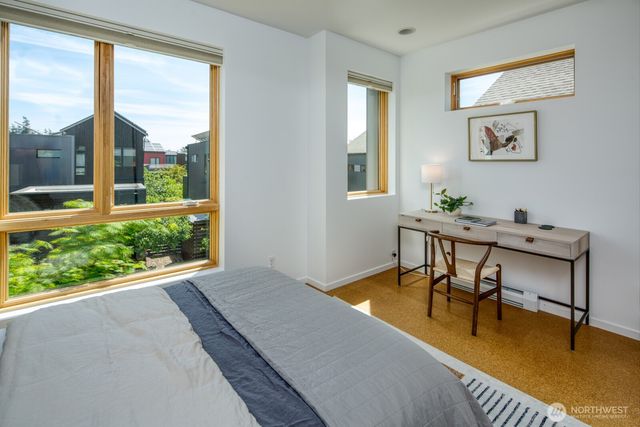 449 Sprout Path NW, Bainbridge Island, WA 98110