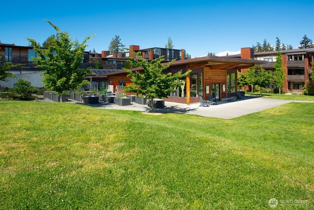449 Sprout Path NW, Bainbridge Island, WA 98110