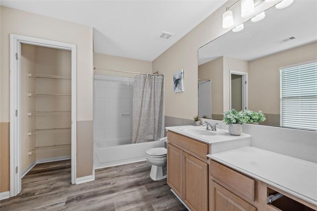 322 Remington Harbor Court, Houston, TX 77073