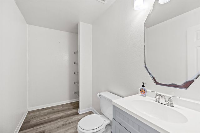 322 Remington Harbor Court, Houston, TX 77073