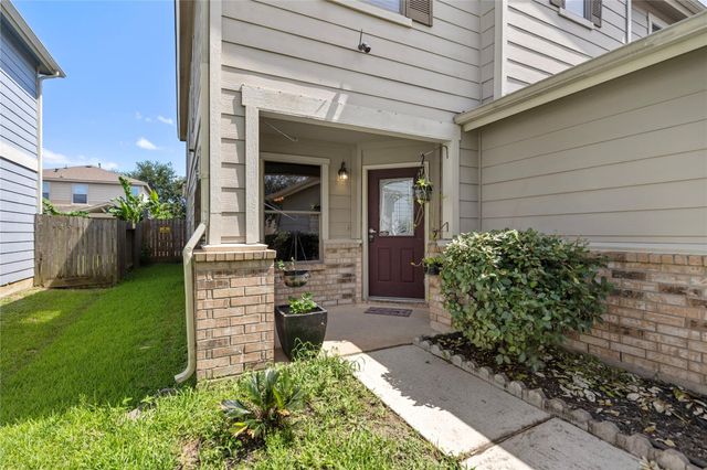 322 Remington Harbor Court, Houston, TX 77073