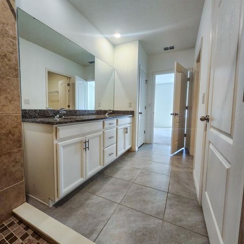 864 GUNNISON DRIVE, Orange City, FL 32763