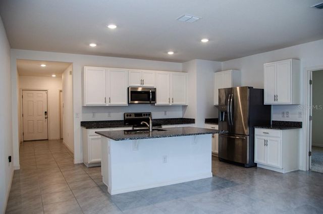 864 GUNNISON DRIVE, Orange City, FL 32763
