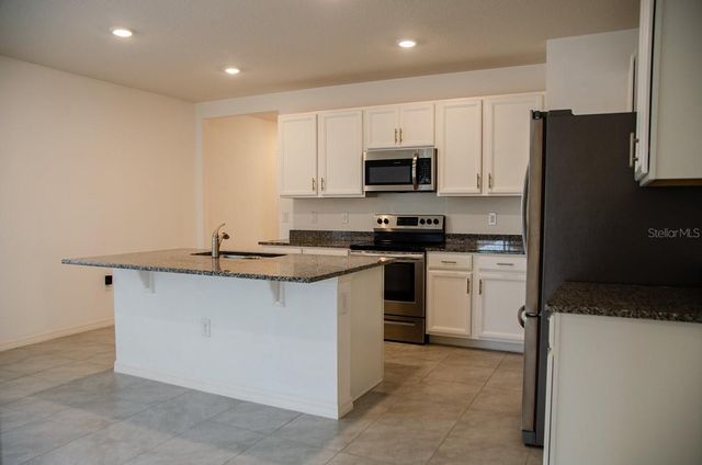 864 GUNNISON DRIVE, Orange City, FL 32763