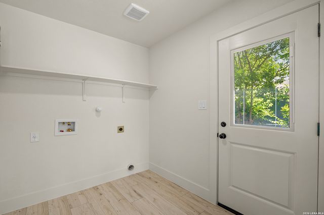 2015 Potosi, San Antonio, TX 78207