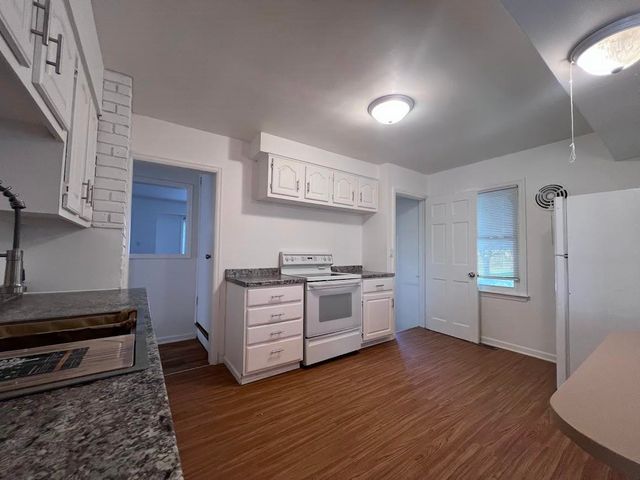 652 Crawford Street, Flint, MI 48507