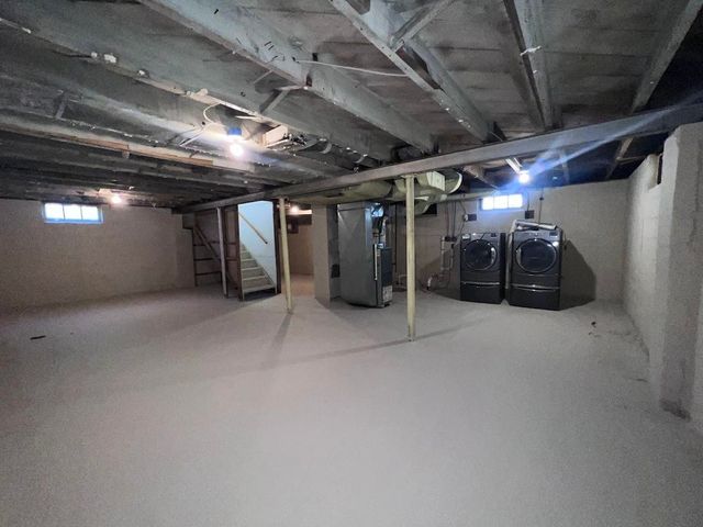 652 Crawford Street, Flint, MI 48507