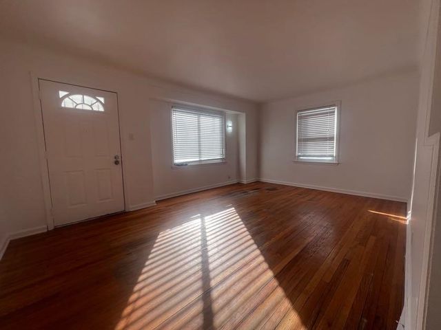 652 Crawford Street, Flint, MI 48507