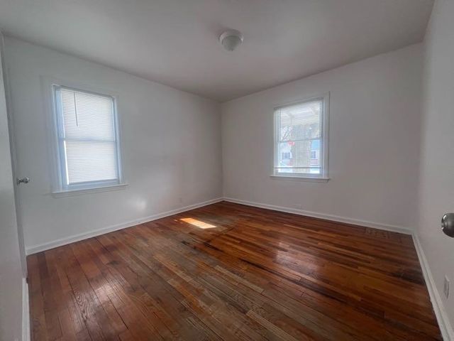 652 Crawford Street, Flint, MI 48507