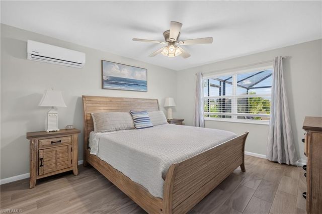 131 SW 35th TER, Cape Coral, FL 33914