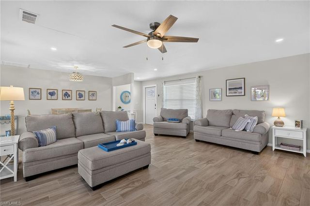 131 SW 35th TER, Cape Coral, FL 33914
