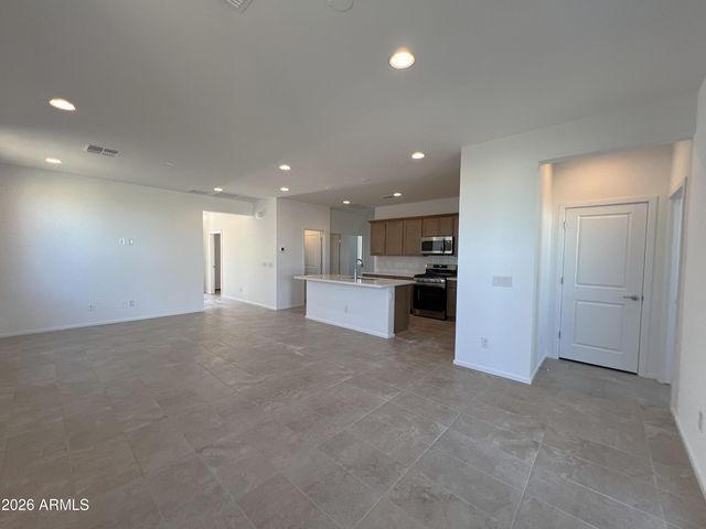 46830 W Crescent Moon Drive, Maricopa, AZ 85139