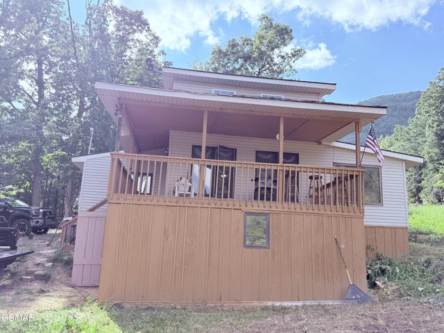 999 Manna Way, Cosby, TN 37722