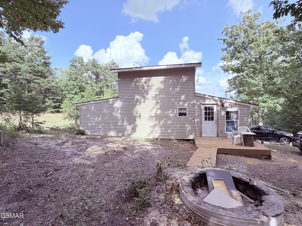 999 Manna Way, Cosby, TN 37722