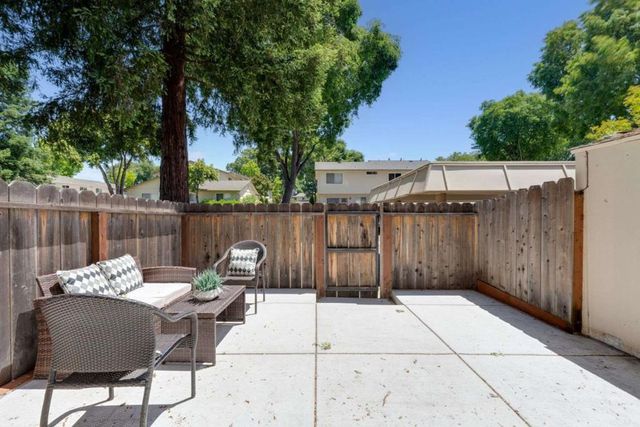 3696 Woodbine Way, Pleasanton, CA 94588