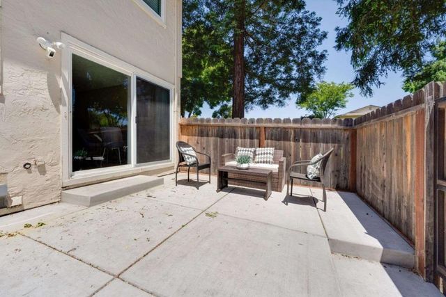 3696 Woodbine Way, Pleasanton, CA 94588