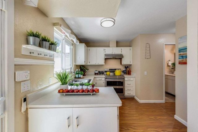 3696 Woodbine Way, Pleasanton, CA 94588