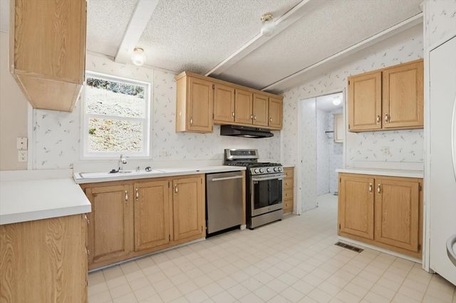 19953 Bear Ridge, Grass Valley, CA 95949