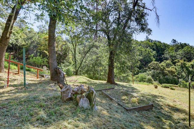 19953 Bear Ridge, Grass Valley, CA 95949