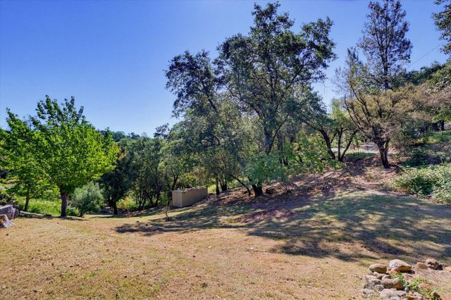 19953 Bear Ridge, Grass Valley, CA 95949