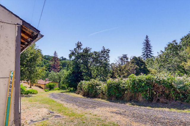 19953 Bear Ridge, Grass Valley, CA 95949