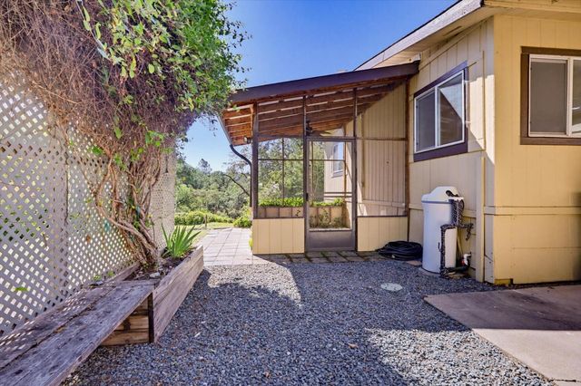 19953 Bear Ridge, Grass Valley, CA 95949