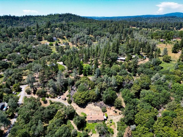 19953 Bear Ridge, Grass Valley, CA 95949