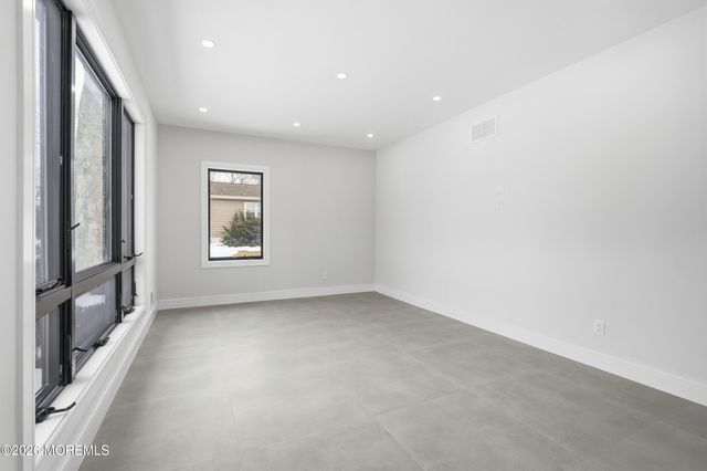 370 Wall Street, Eatontown, NJ 07724