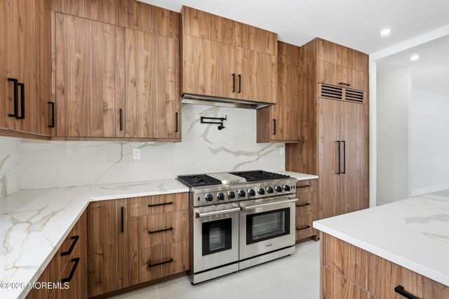 370 Wall Street, Eatontown, NJ 07724