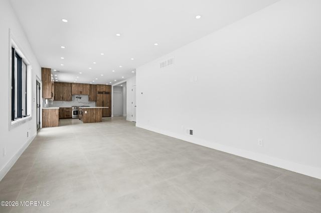 370 Wall Street, Eatontown, NJ 07724