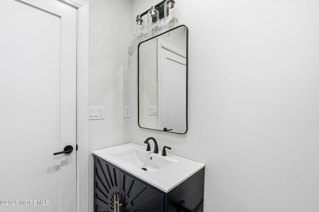 370 Wall Street, Eatontown, NJ 07724