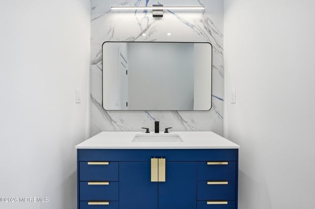 370 Wall Street, Eatontown, NJ 07724