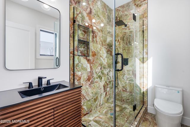 370 Wall Street, Eatontown, NJ 07724