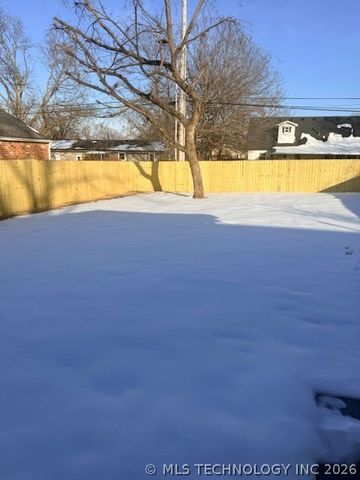 1235 S 76th East Avenue, Tulsa, OK 74112