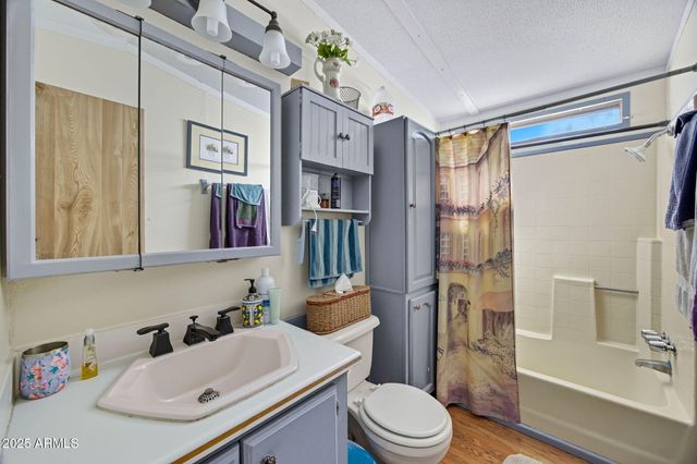 3490 BLACK BEAR Run, Overgaard, AZ 85933