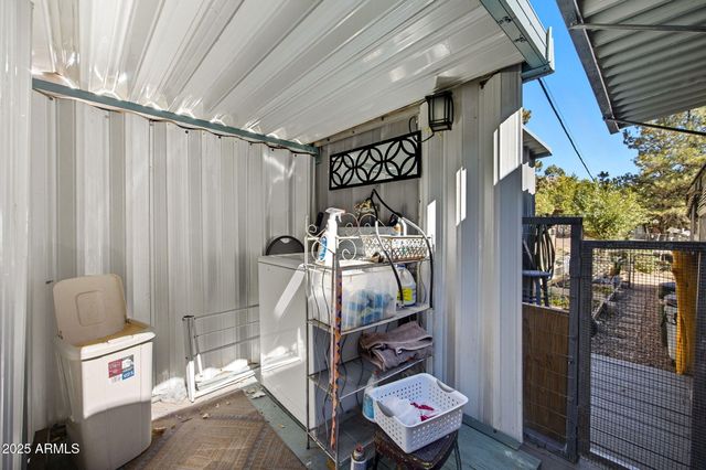 3490 BLACK BEAR Run, Overgaard, AZ 85933