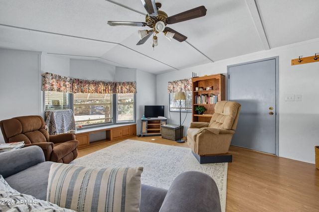 3490 BLACK BEAR Run, Overgaard, AZ 85933