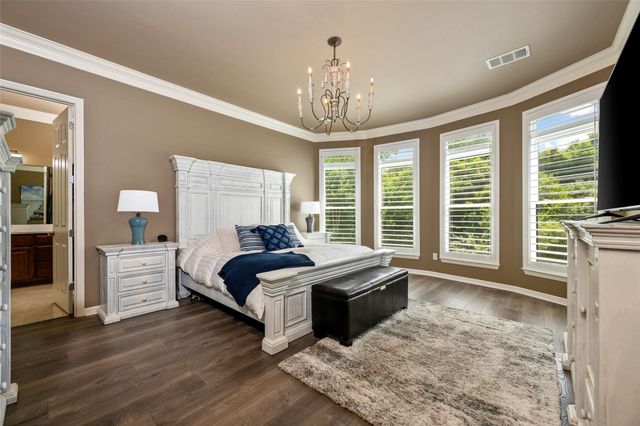 571 Aspen DR, Austin, TX 78737