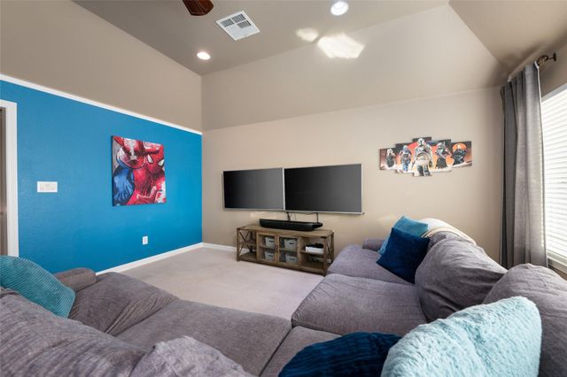 571 Aspen DR, Austin, TX 78737