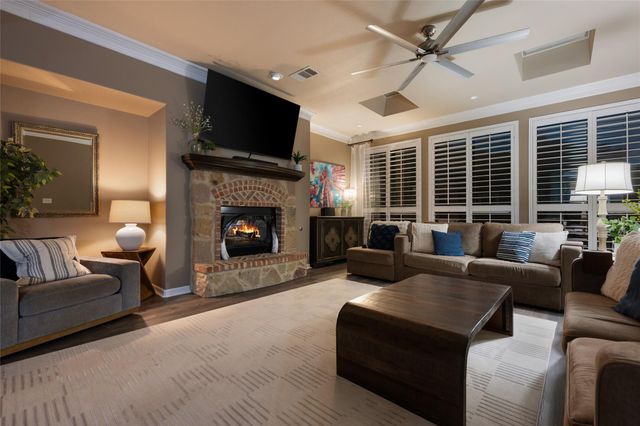 571 Aspen DR, Austin, TX 78737