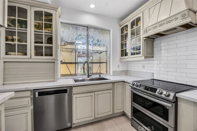 9497 Compass Point S, San Diego, CA 92126