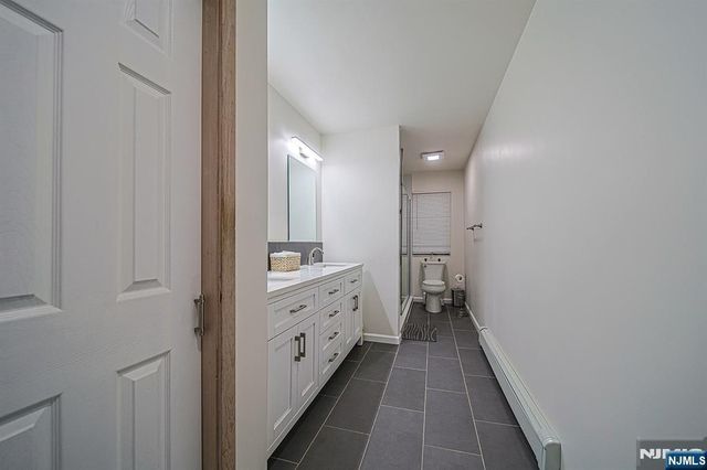 570 Grandview Terrace, Leonia, NJ 07605