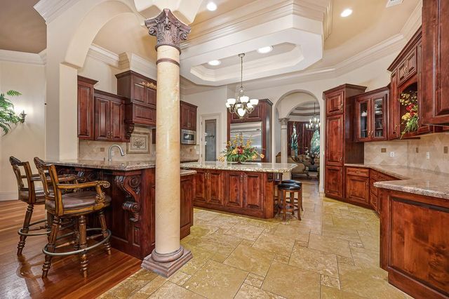 3430 Nadine St, Carmichael, CA 95608